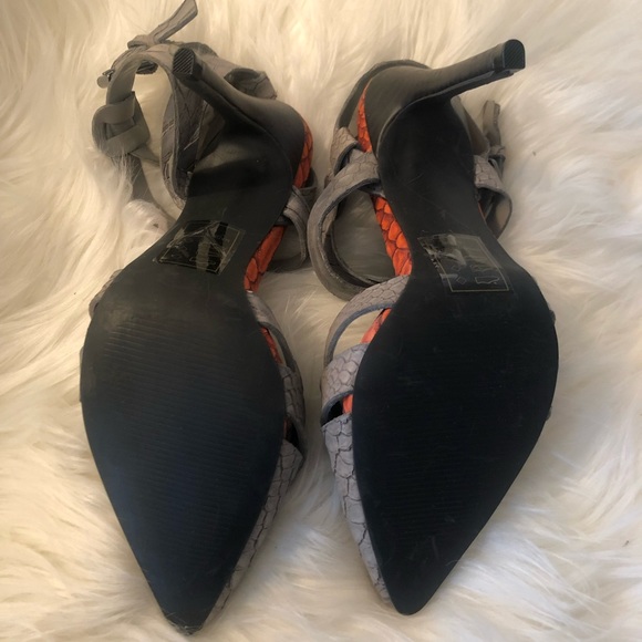 NWOT Paper Fox Grey Orange Snakeskin Pointy Toe Ankle Strap Heels Shoedazzle - Picture 12 of 13
